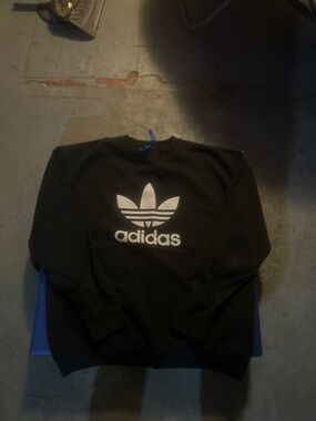 Adidas Original Sweatshirt Black size large